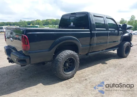 2016 Ford F250 Super Duty z USA, uszkodzony, nr VIN 1FT7W2BTXGEB02869